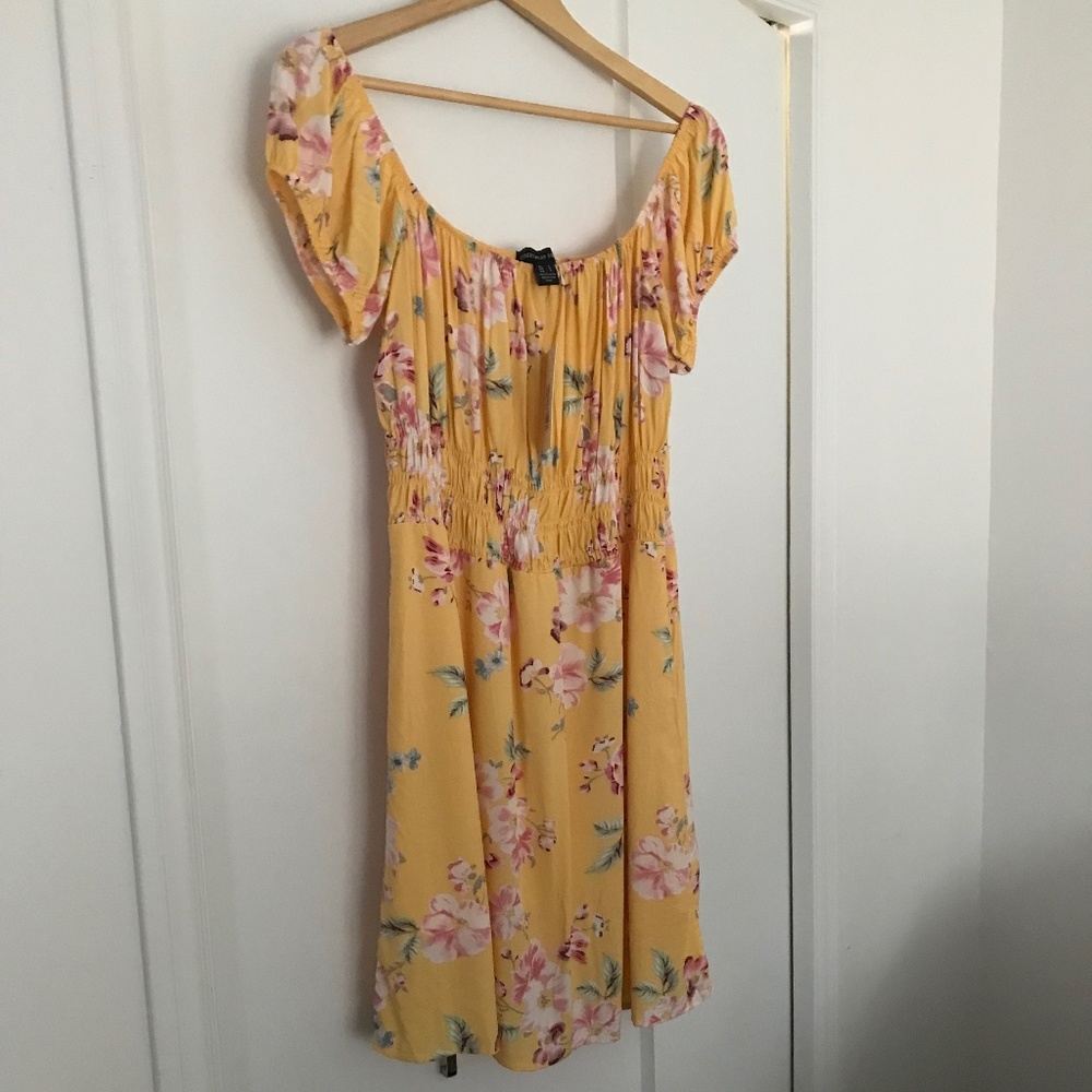 NWT Super cute baby-doll/peasant dress!